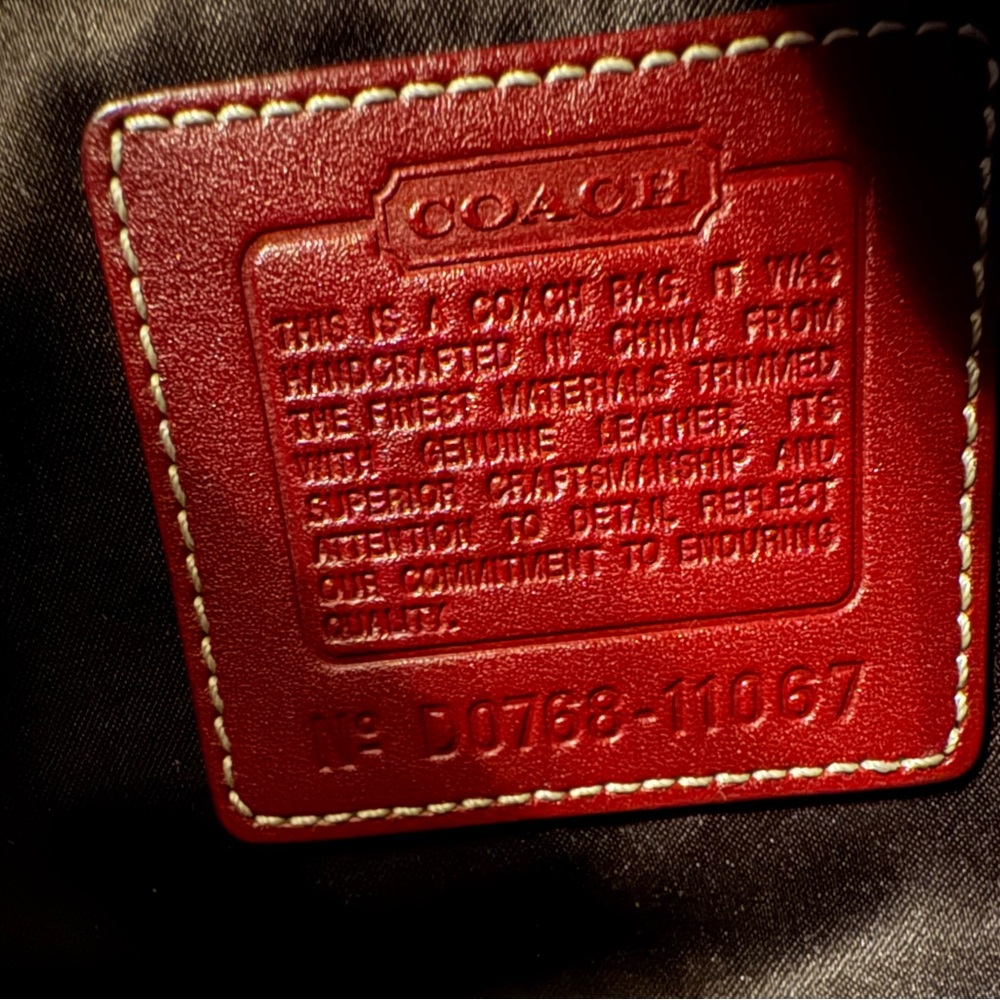 Vintage COACH Hampton Signature Monogram Shoulder Bag With Red Leather Handbag - Picture 16 of 16